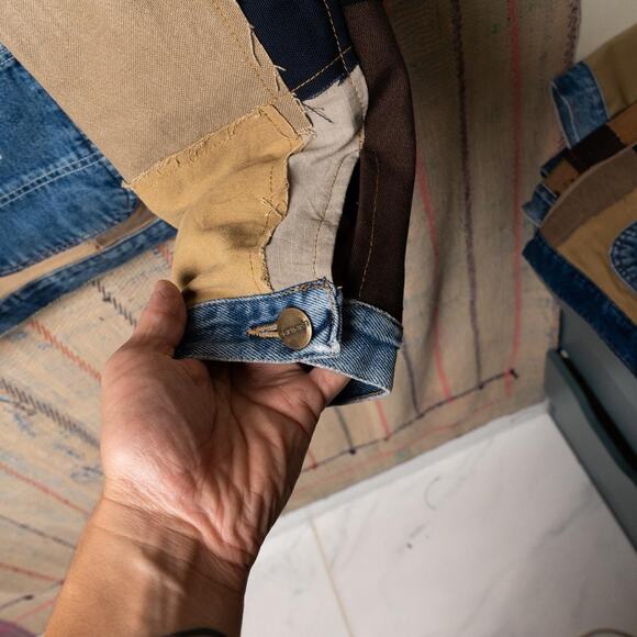 Upcycled patchwork carhartt chore jacket - Picture 6 of 7